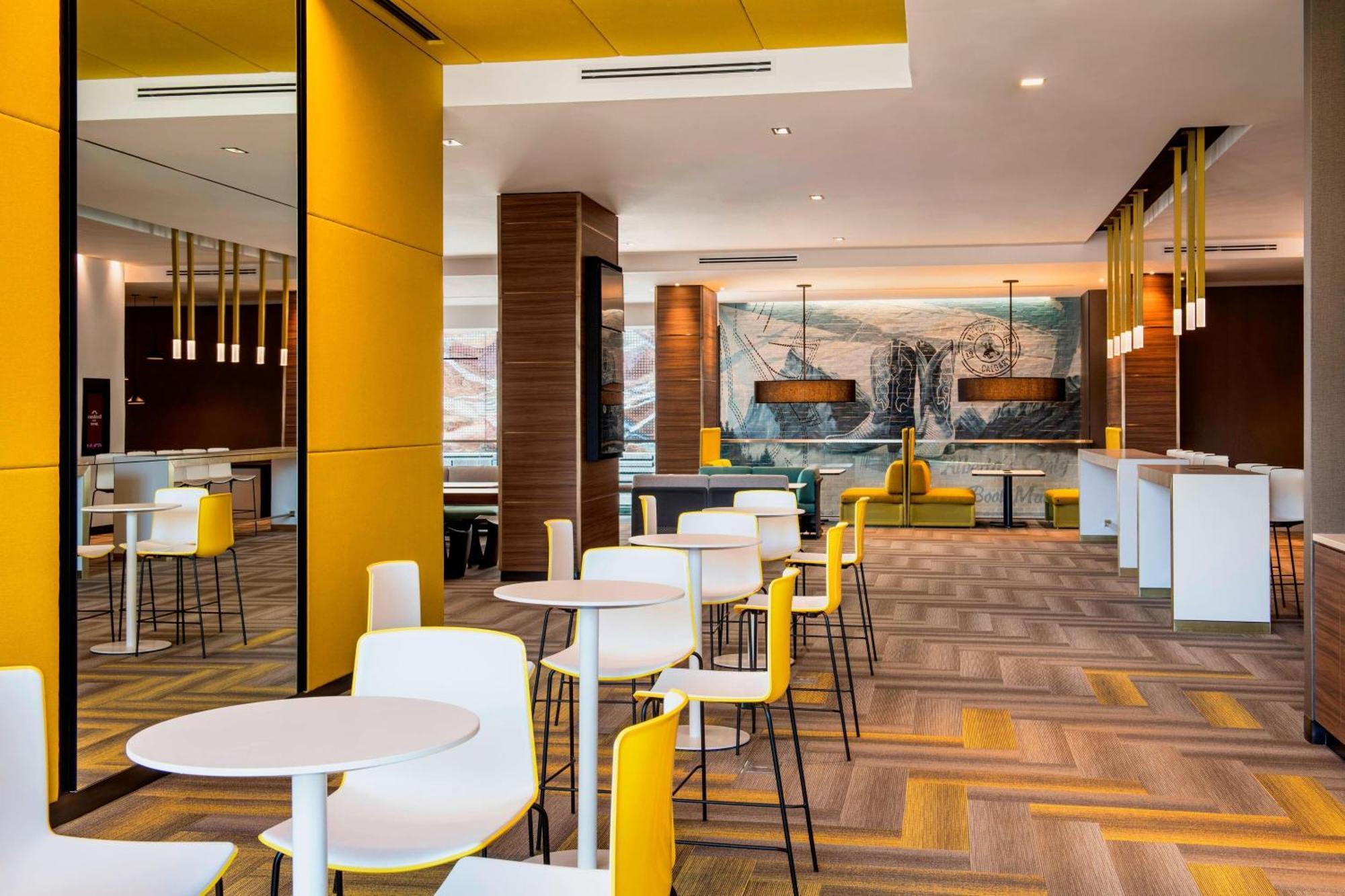 Residence Inn By Marriott Calgary Downtown/Beltline District Exterior foto